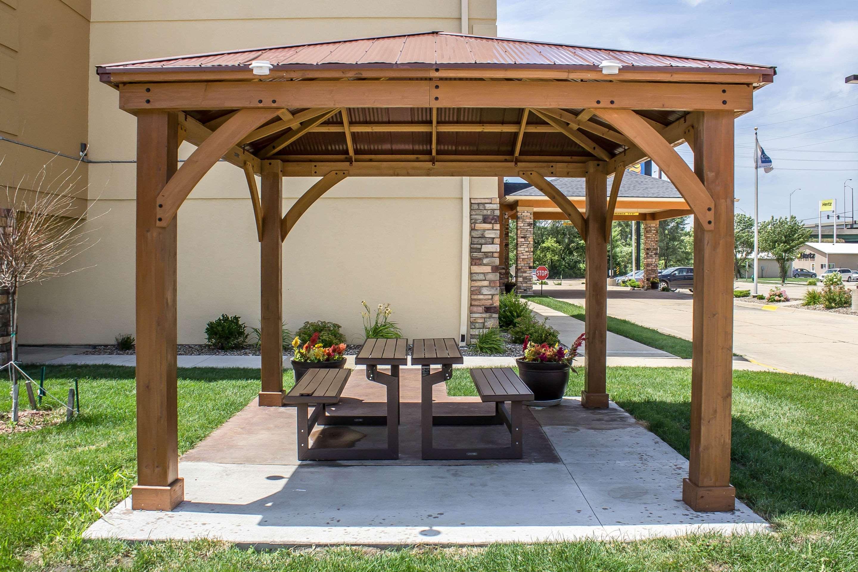 Comfort Inn & Suites Cedar Rapids North - Collins Road Εξωτερικό φωτογραφία